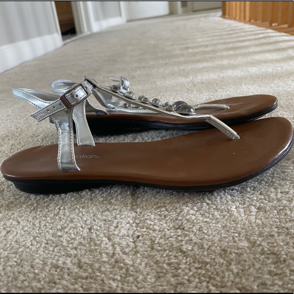 Strappy Silver Sandals with Gems, Size 5🦋 - Picture 3 of 6